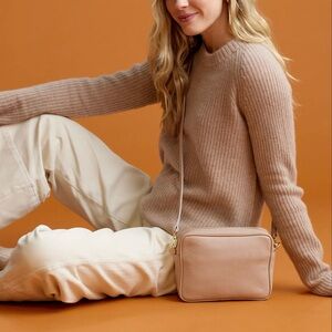 Quince | Dusty Pink Genuine Leather Minimalist Crossbody Bag | Made In Italy